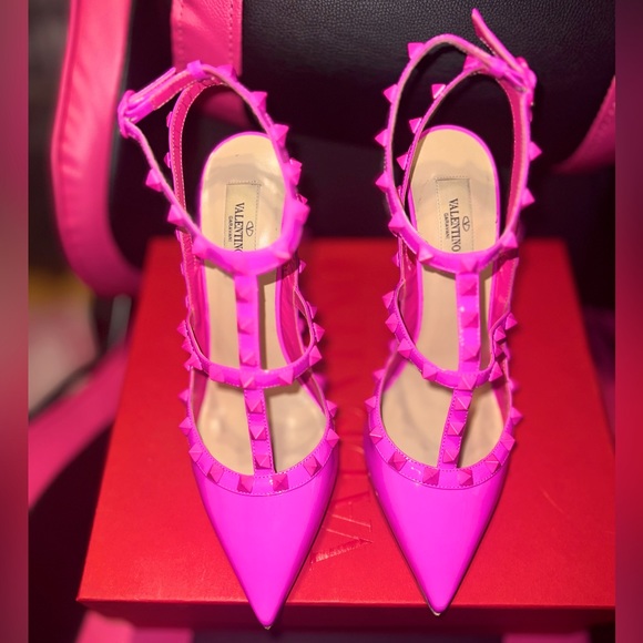 COPY - Valentino Rockstud Patent T-Strap Pointed Toe Pump - Picture 1 of 7